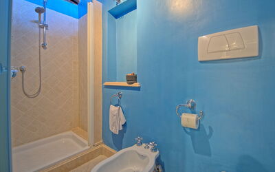 Il Castello: Bathroom