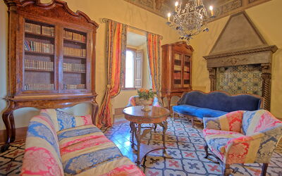 Il Castello: Living Room