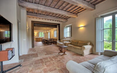 Villa Casentino: Sala da pranzo, Soggiorno