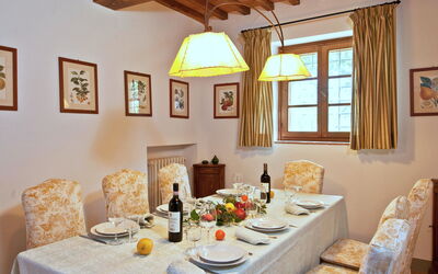 Casavecchia 12: Common Room, Dining Room