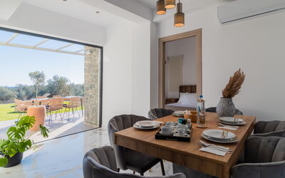 Villa Olivum: Cuisine, Salon