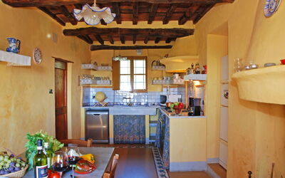 Villa Danette: Common Room, Kitchen
