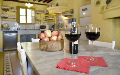 Villa Danette: Common Room, Kitchen, Room Detail