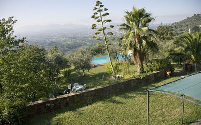 Villa Danette: Pool, Scenic View