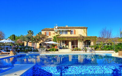 Villa Vittoria: all'aperto, Piscina