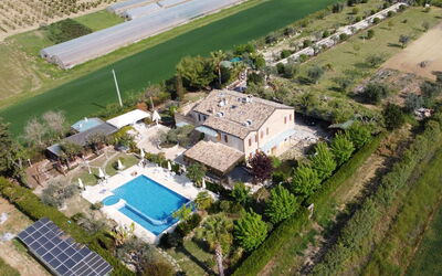 Villa Vittoria: all'aperto