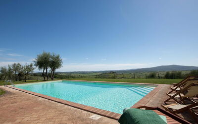La Corte del Mangia: Pool, Scenic View