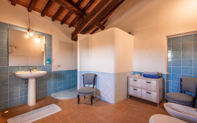 La Corte del Mangia: Bathroom