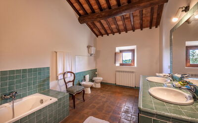 La Corte del Mangia: Bathroom