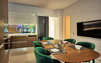 Villa Greca: Dining Room, Kitchen