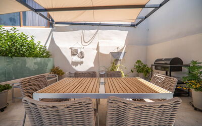 Villa Greca: Balkon / terras / patio, Buitenshuis