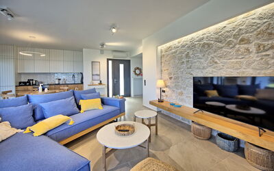 Villa Acropolitana: Cuisine, Salon