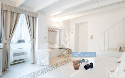 Iris Junior Suite 7, Dimora Osanna