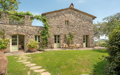 Beatrice: Buitenshuis