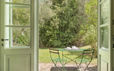 Beatrice: Buitenshuis