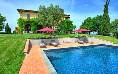 Villa Marliana: Buitenshuis, Tuin, Zomer, zwembad