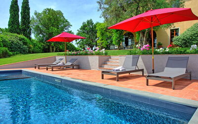 Villa Marliana: Buitenkanten, Buitenshuis, Tuin, Zomer, zwembad
