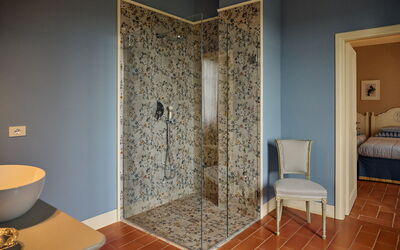 Villa Marliana: Badkamer