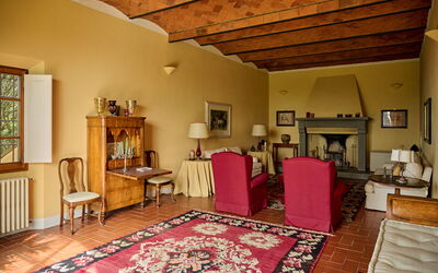 Villa Marliana: Woonkamer