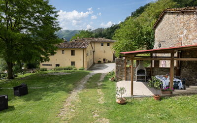 Locanda di Alberi without Kitchen: Balcony / Terrace / Patio, Building Exterior, Garden, Main Entrance, Outdoor