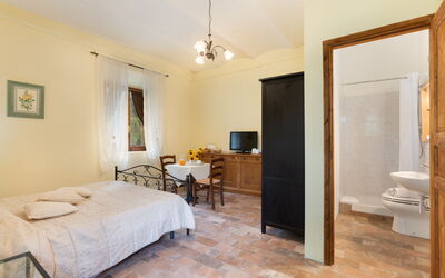 Locanda di Alberi without Kitchen: Bedroom