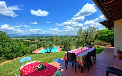 Villa Ulivi: all'aperto, Giardino, Piscina, Vista Panoramica
