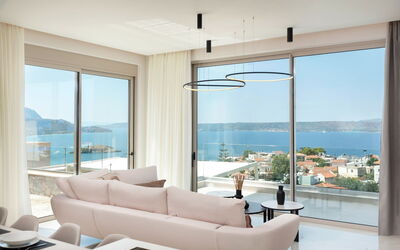 Seaview Lux: Cuisine, Salon