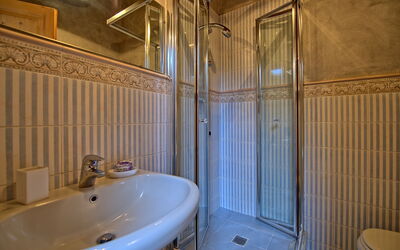 Villa Francesca: Bathroom