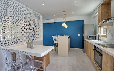 Villa Silentium Ionia: Cuisine, Salle à manger