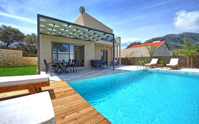 Villa Silentium Ionia: bassin, Été, Extérieur, Extérieurs