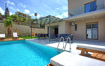 Villa Silentium Ionia: bassin, Extérieur, Extérieurs