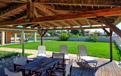 Villa Calypso: Balcon / Terrasse / Patio, Extérieur, Extérieurs, Jardin