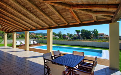 Villa Calypso: Balcon / Terrasse / Patio, bassin, Extérieur, Extérieurs