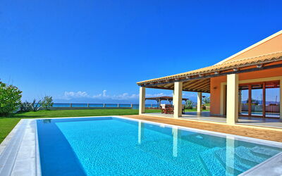 Villa Calypso: bassin, Extérieur, Extérieurs