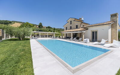 Villa Sasy: bassin, Extérieur, Extérieurs