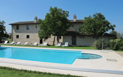 Villa S.f. Assisi: Building Exterior, Garden, Main, Outdoor, Pool