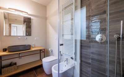 Casa Bellocchia: Badkamer, Herfst, Lente, Zomer