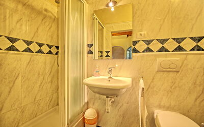 Casa Zaffiro: Badkamer