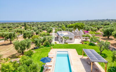 Villa del Capitolo con Trullo