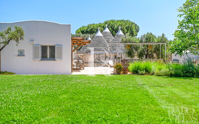 Villa del Capitolo con Trullo