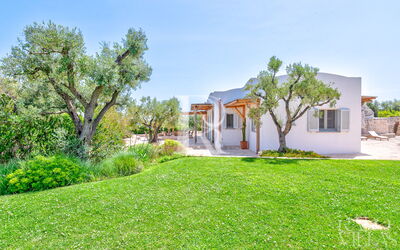 Villa del Capitolo con Trullo