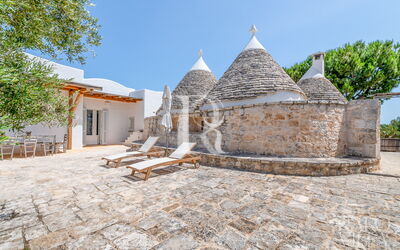 Villa del Capitolo con Trullo