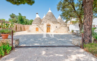 Villa del Capitolo con Trullo