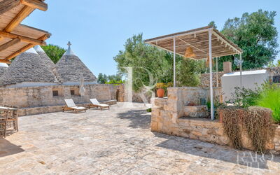Villa del Capitolo con Trullo