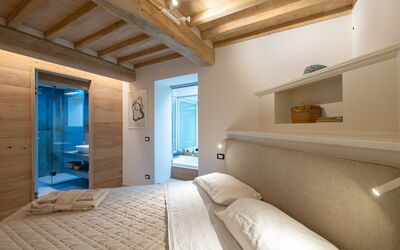 Villa Marlù: Double bedroom
