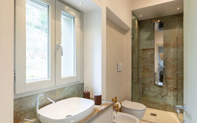 Villa Marlù: Bathroom
