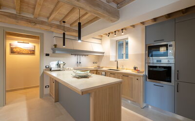 Villa Marlù: Kitchen