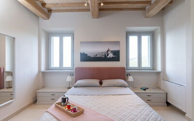 Villa Marlù: Double bedroom