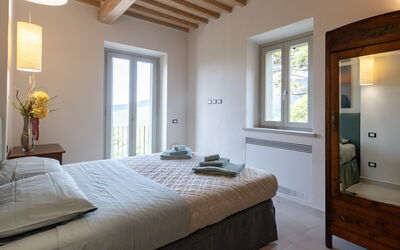 Villa Marlù: Double bedroom