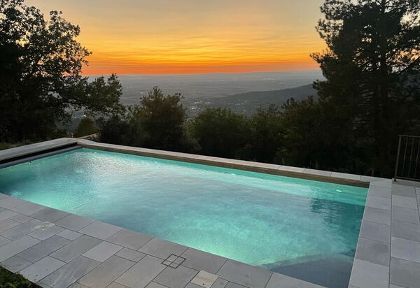 Villa Marlù: Swimming pool